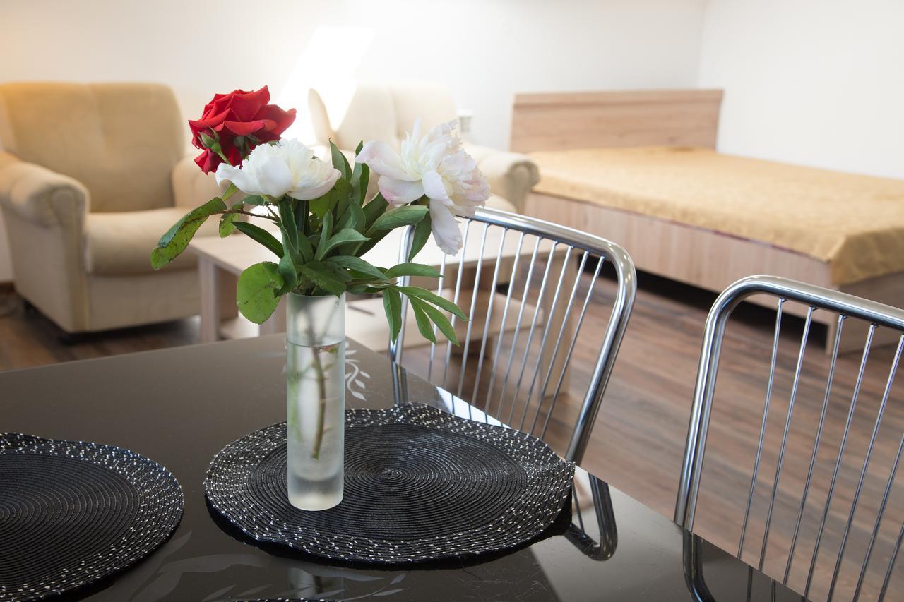 ברסט Guest House Аirport מראה חיצוני תמונה